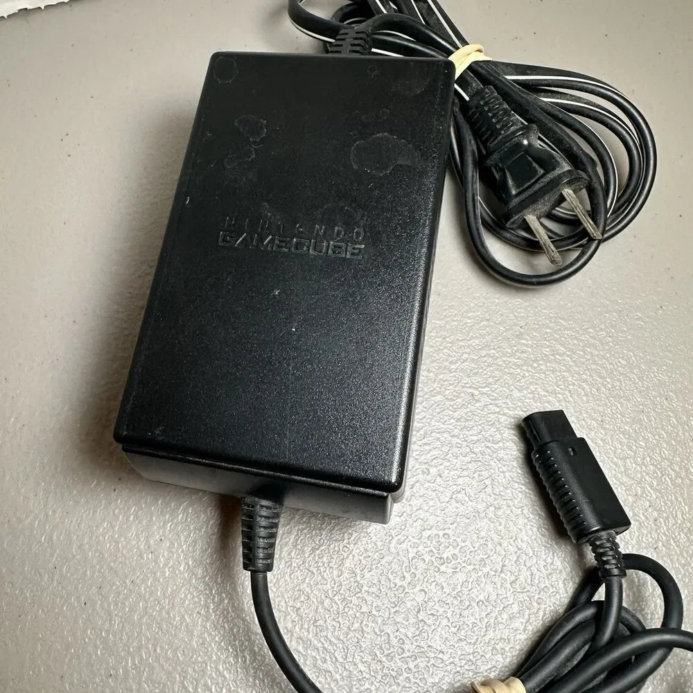Official Nintendo Gamecube Power Supply AC Adapter DOL-002 Original Power Cord